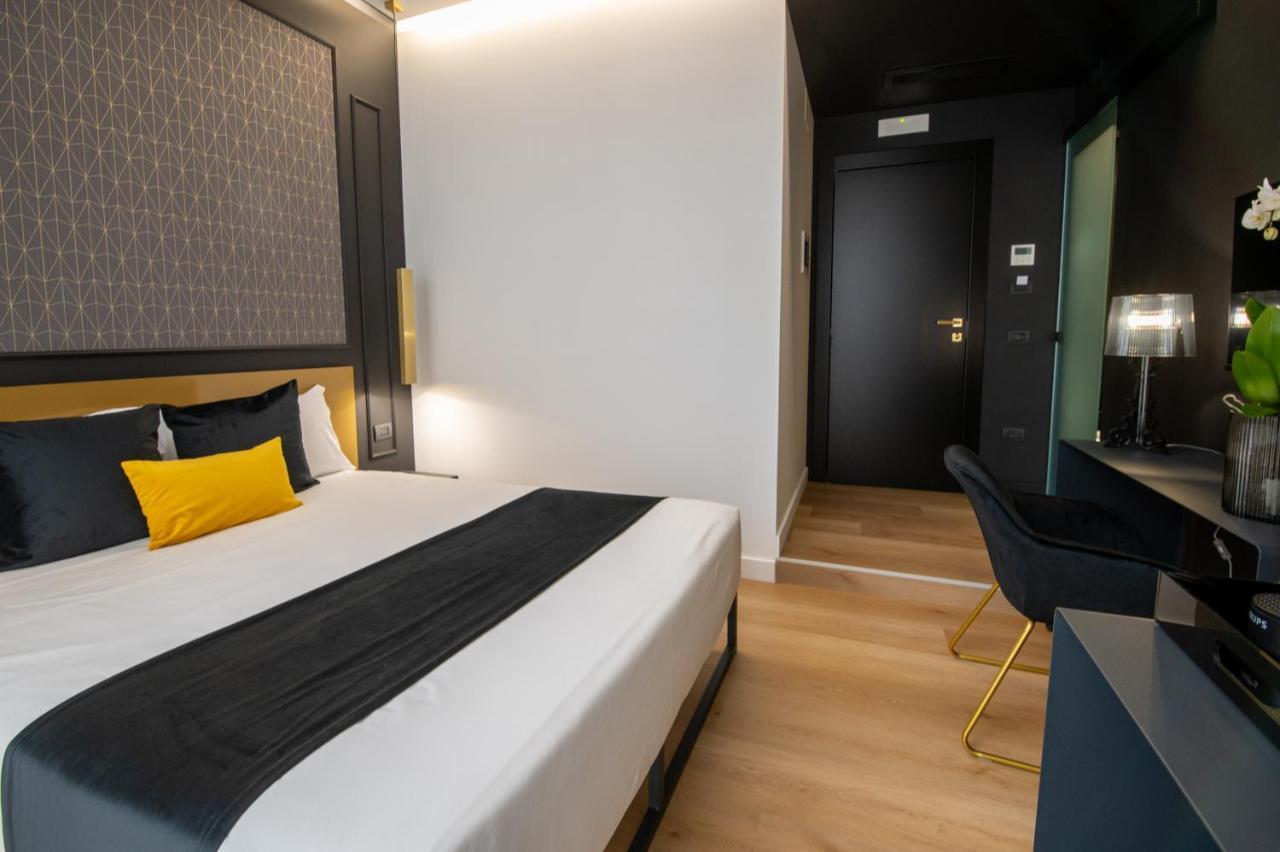 Plebiscito Boutique Rooms Napoli Ngoại thất bức ảnh